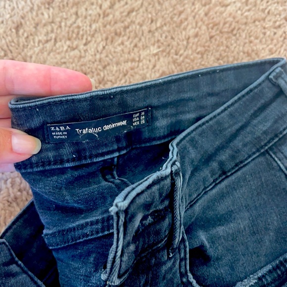 Zara pants - Picture 4 of 5